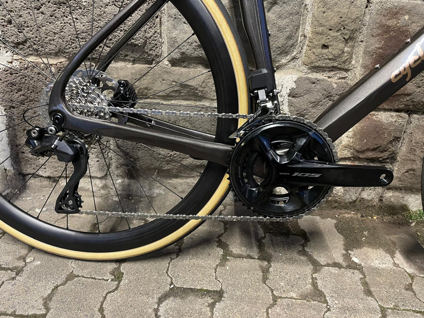 Cycle Cafe Carbon Road Bike Limited Edition